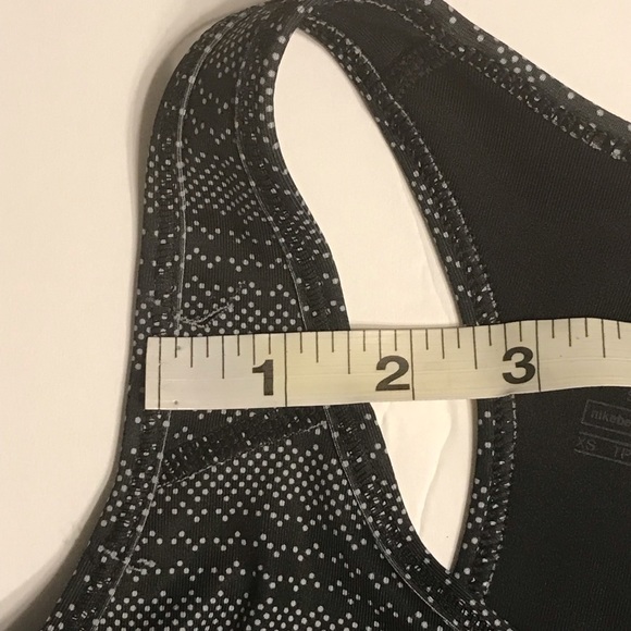 Nike Women's Size XS Victory Zig Dot Dri-Fit Sports Bra Black & White Dot Print - Picture 9 of 9